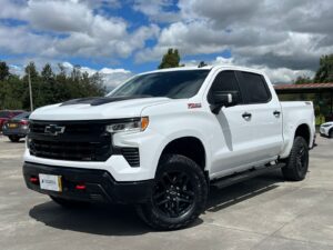 NJP324 SILVERADO Z71 AT 2024