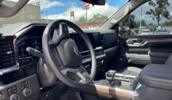 NJP324 SILVERADO Z71 AT 2024 lleno