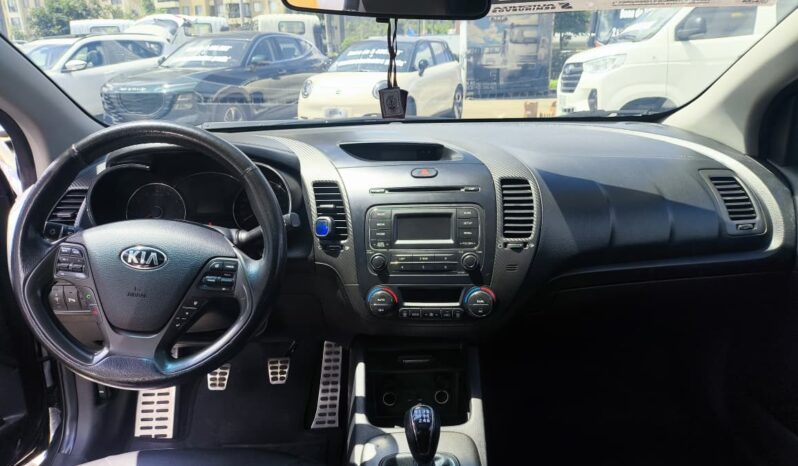 IVV953 KIA CERATO KOUP SX   MODELO: 2015 lleno