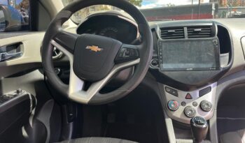 DZT024 SONIC 4P 1.6 MT LT C/A 2018 lleno