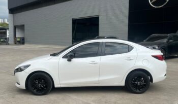 LYY540 MAZDA 2 SEDAN MODELO: 2023 lleno