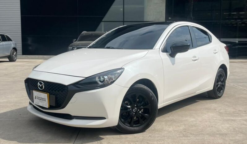 LYY540 MAZDA 2 SEDAN MODELO: 2023 lleno