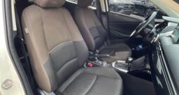 LYY540 MAZDA 2 SEDAN MODELO: 2023