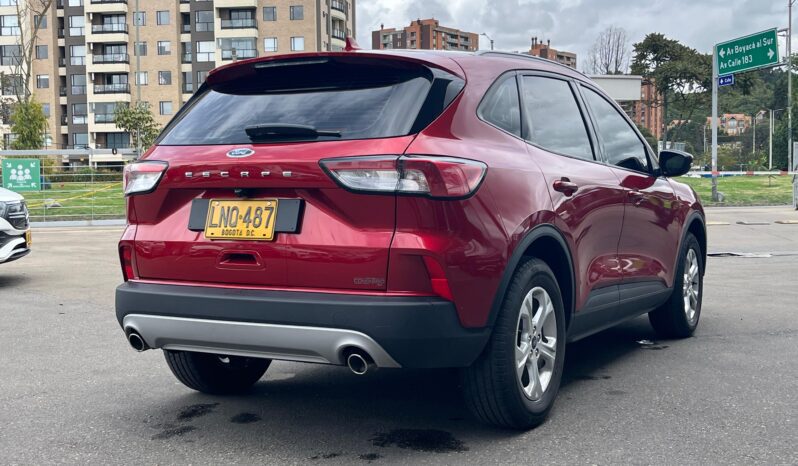 LNQ487 FORD ESCAPE SE 2023 lleno