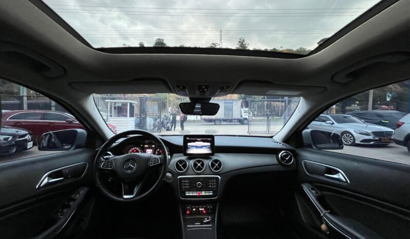 GZO378 GLA 200 2020 lleno