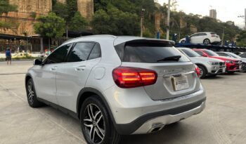 GZO378 GLA 200 2020 lleno