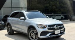 KMW255 GLC 300 E 4MATIC MODELO: 2022