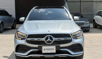 KMW255 GLC 300 E 4MATIC MODELO: 2022 lleno
