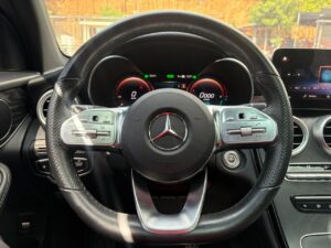 KMW255 GLC 300 E 4MATIC MODELO: 2022