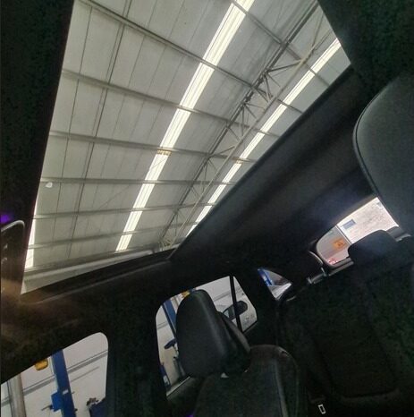 PBU439 GLC 300 4MATIC MODELO: 2025 lleno