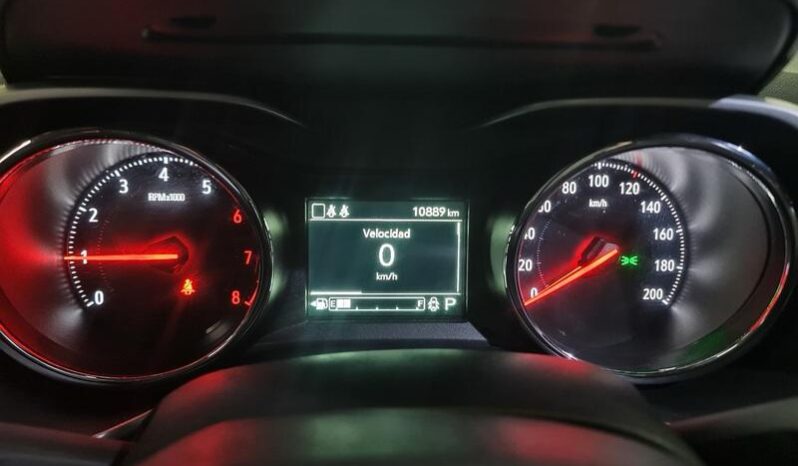 POS542 TRACKER LS AT  MODELO: 2025 lleno