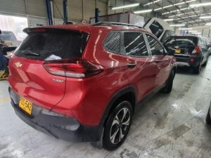 POS542 TRACKER LS AT  MODELO: 2025