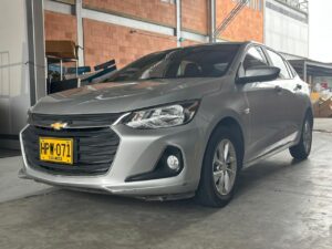 HPW071 CHEVROLET ONIX LTZ TURBO AC 1.0 4P 4X2 AT MODELO: 2022