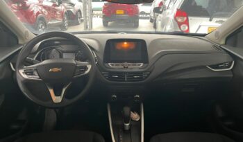 HPW071 CHEVROLET ONIX LTZ TURBO AC 1.0 4P 4X2 AT MODELO: 2022 lleno