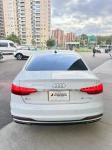 AUDI A4 MODELO: 2023
