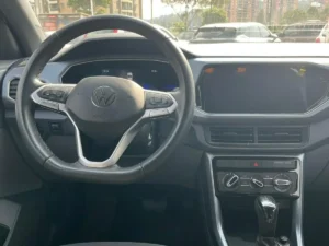 KZY755 VOLKSWAGEN T-CROSS TRENDLINE MODELO: 2022