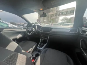 KZY755 VOLKSWAGEN T-CROSS TRENDLINE MODELO: 2022