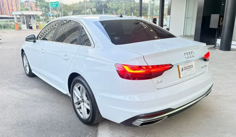 AUDI A4 MODELO: 2023 lleno