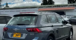 FPQ370 Volkswagen Tiguan Allspace Comfortline 2.0 Tsi 4motion MODELO: 2019