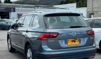 FPQ370 Volkswagen Tiguan Allspace Comfortline 2.0 Tsi 4motion MODELO: 2019 lleno