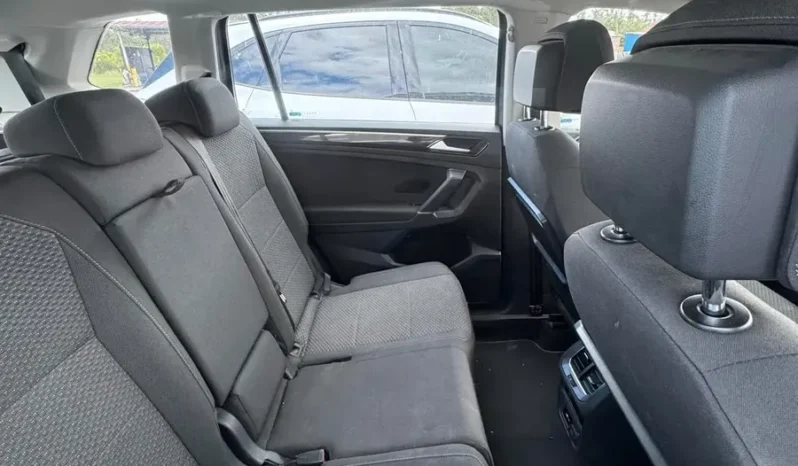 FPQ370 Volkswagen Tiguan Allspace Comfortline 2.0 Tsi 4motion MODELO: 2019 lleno