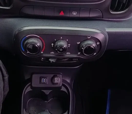 GZM210 Fiat Mobi 1.0 Like lleno
