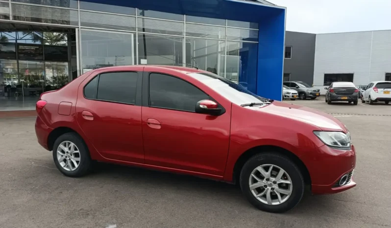 JCP381 Renault Logan 1.6 Expression / Life + MODELO: 2017 lleno