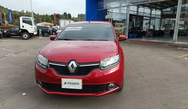 JCP381 Renault Logan 1.6 Expression / Life + MODELO: 2017 lleno