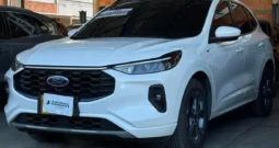 LOU661 Ford Escape 2.5 St-Line Fwd Ecvt Hibrida Modelo: 2023