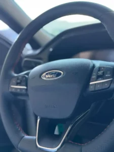 LOU661 Ford Escape 2.5 St-Line Fwd Ecvt Hibrida Modelo: 2023