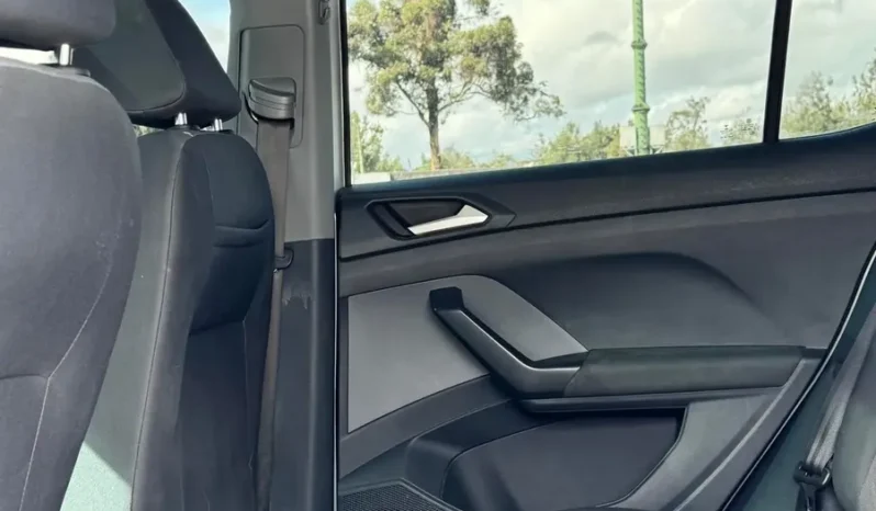 LWZ420 VOLKSWAGEN T-CROSS TRENDLINE MODELO: 2023 lleno