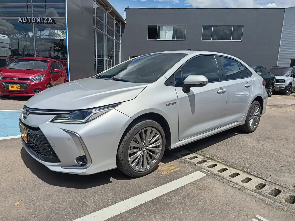 NNX815 TOYOTA COROLLA 1.8 HEV XEI 2024
