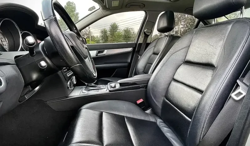 HAX435 Mercedes-Benz Clase C 1.8 Cgi Avantgarde lleno