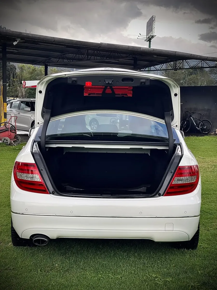 HAX435 MERCEDES-BENZ CLASE C 1.8 CGI AVANTGARDE