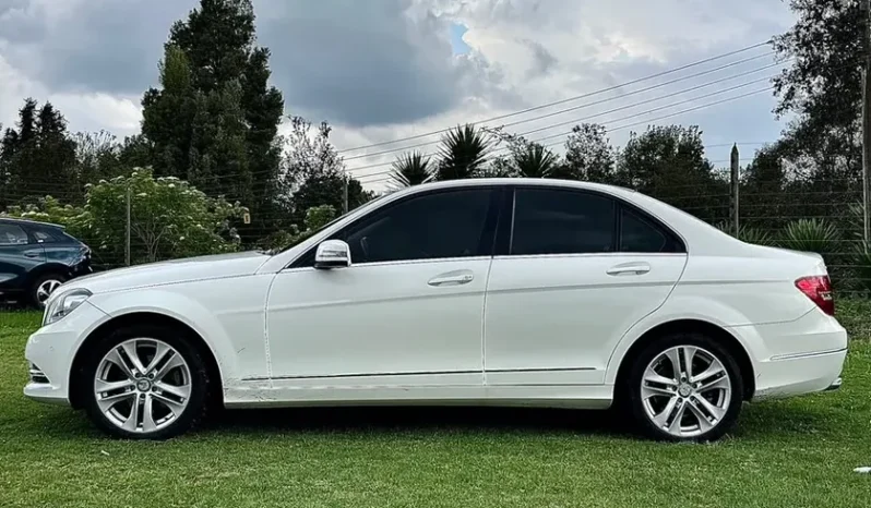HAX435 Mercedes-Benz Clase C 1.8 Cgi Avantgarde lleno
