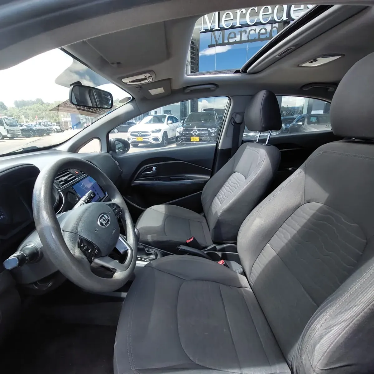 IXW996 KIA RIO SPICE R 1.4 2017