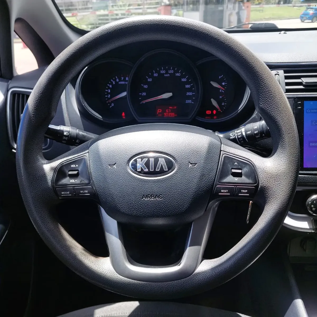 IXW996 KIA RIO SPICE R 1.4 2017