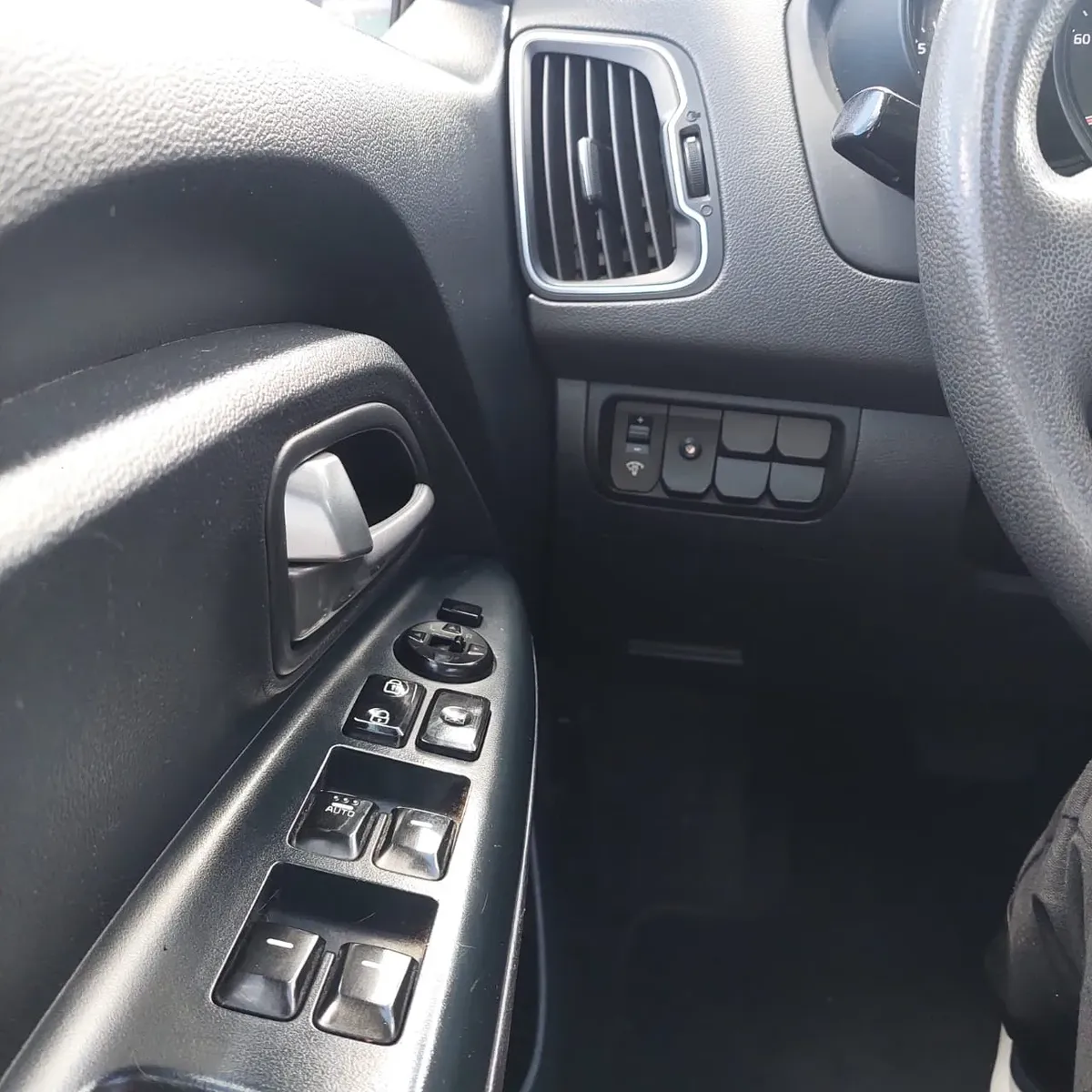 IXW996 KIA RIO SPICE R 1.4 2017