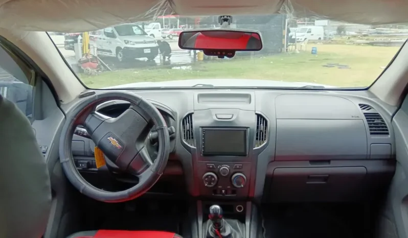 JRM640 Chevrolet DIMAX 2.5 L lleno