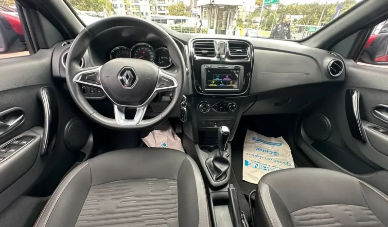JXY018 Renault Stepway 1.6 Intense Automática 2022 lleno