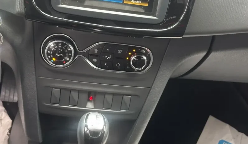 JXY018 Renault Stepway 1.6 Intense Automática 2022 lleno