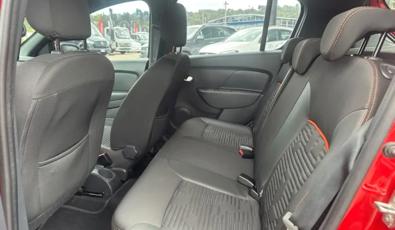 JXY018 Renault Stepway 1.6 Intense Automática 2022 lleno