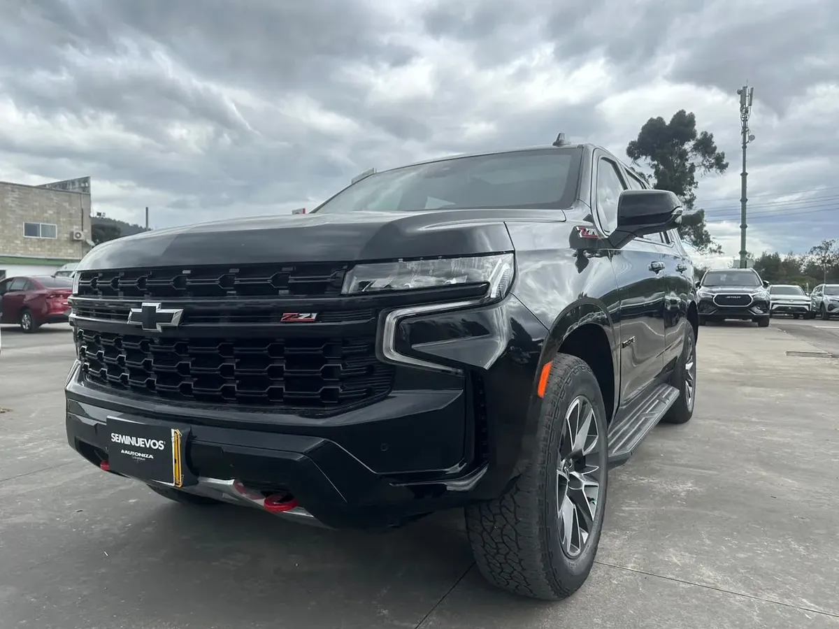 LNK294 CHEVROLET TAHOE 5.3 V8 Z71 4WD AT 2023