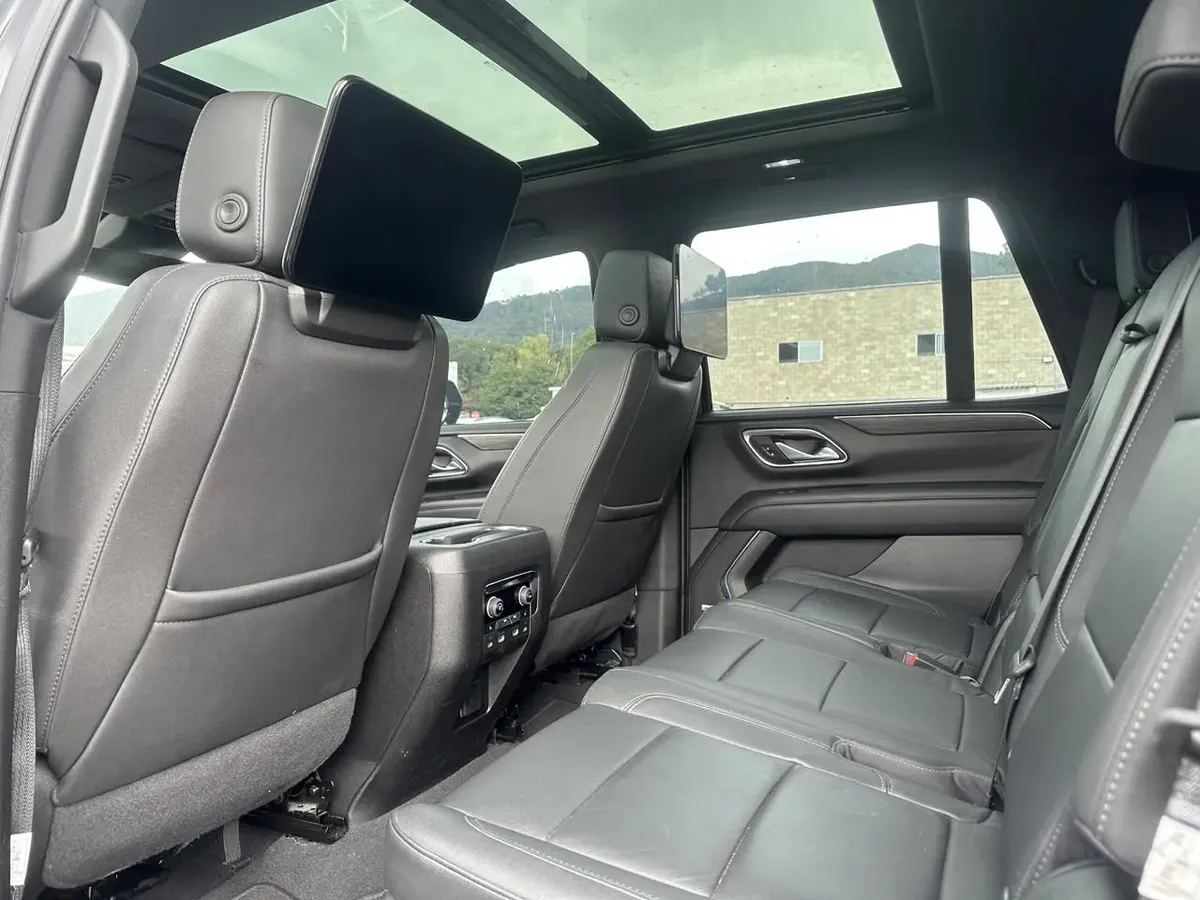 LNK294 CHEVROLET TAHOE 5.3 V8 Z71 4WD AT 2023
