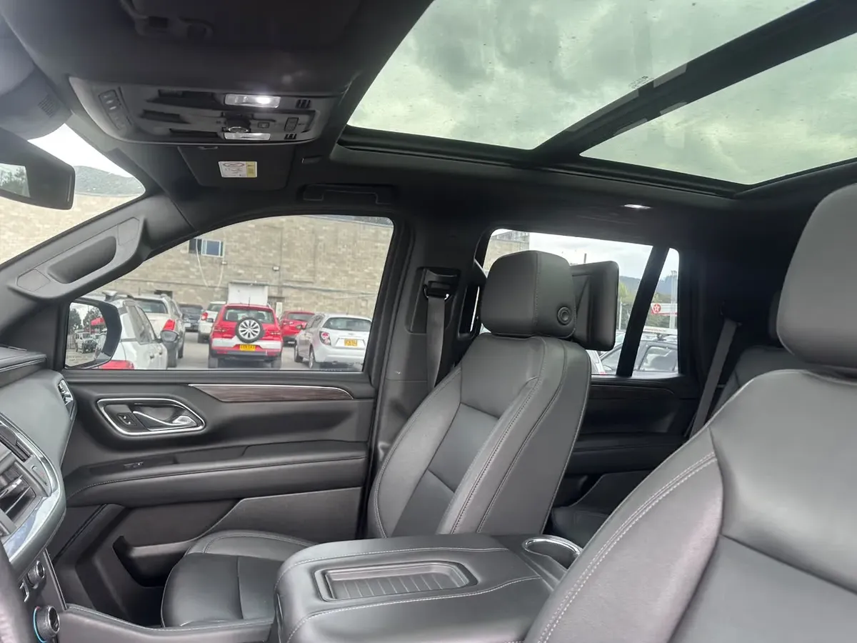 LNK294 CHEVROLET TAHOE 5.3 V8 Z71 4WD AT 2023