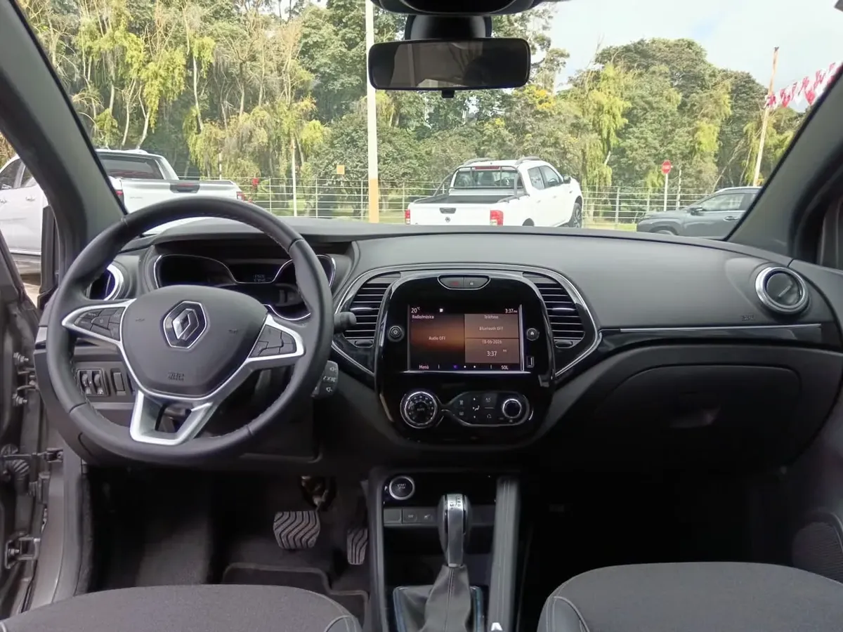 LOP329 RENAULT CAPTUR INTENS 2.0 2024