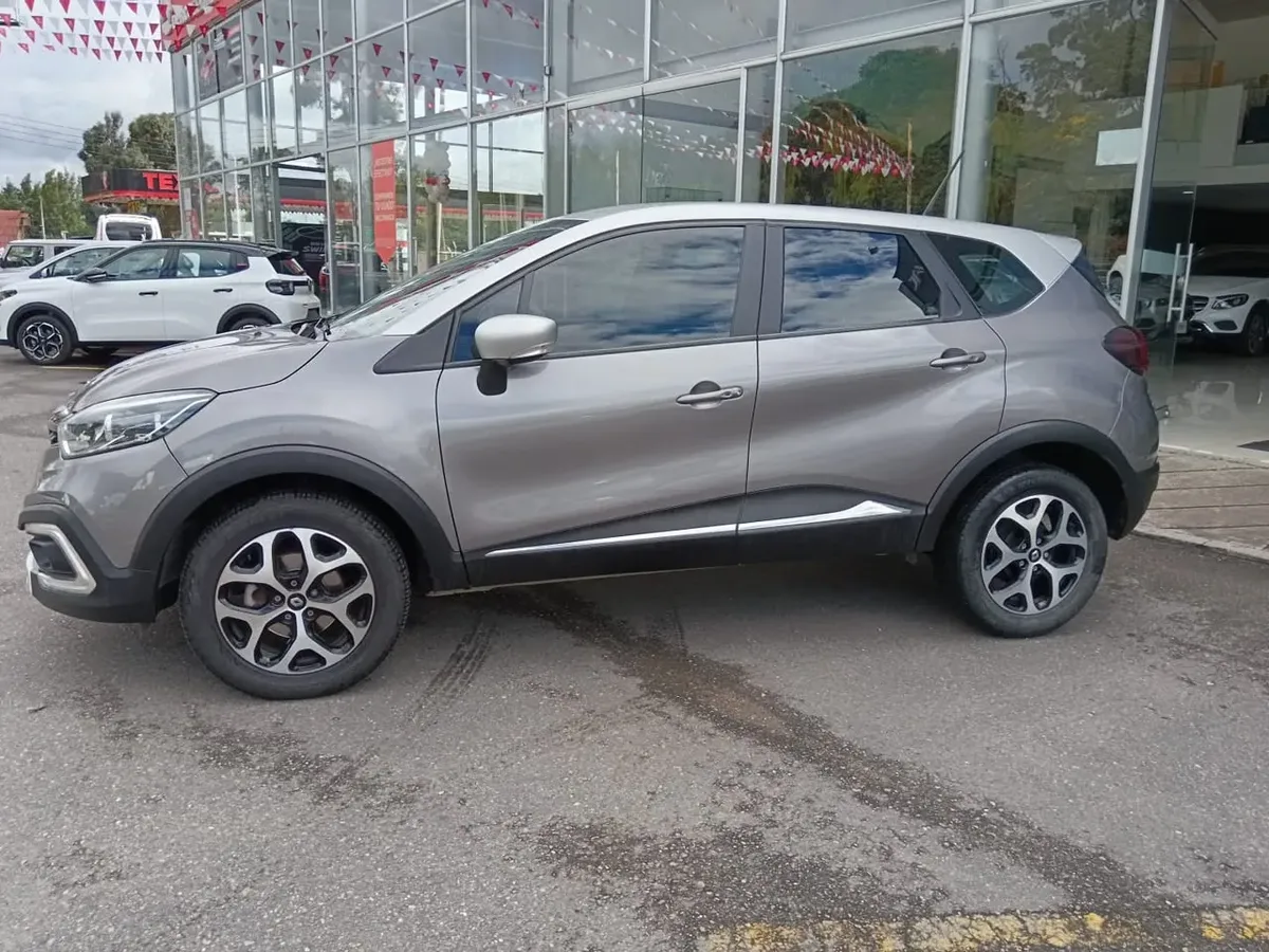 LOP329 RENAULT CAPTUR INTENS 2.0 2024