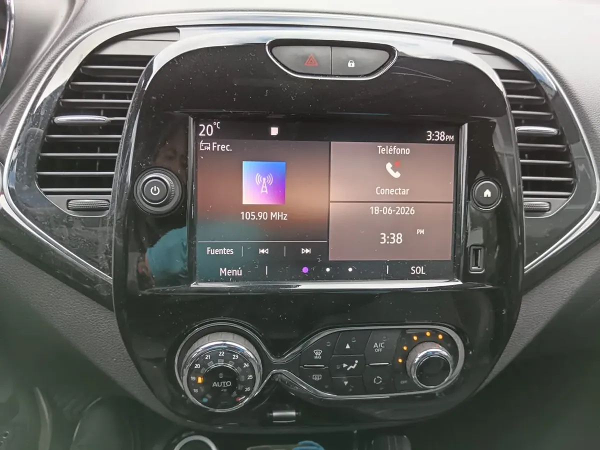 LOP329 RENAULT CAPTUR INTENS 2.0 2024