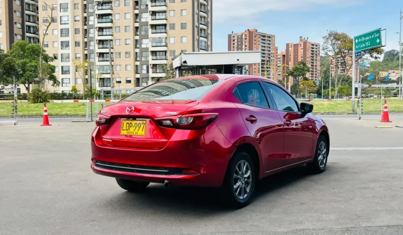 LOP997 Mazda 2 Sedan 1.5 Touring At lleno