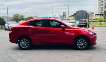 LOP997 Mazda 2 Sedan 1.5 Touring At lleno